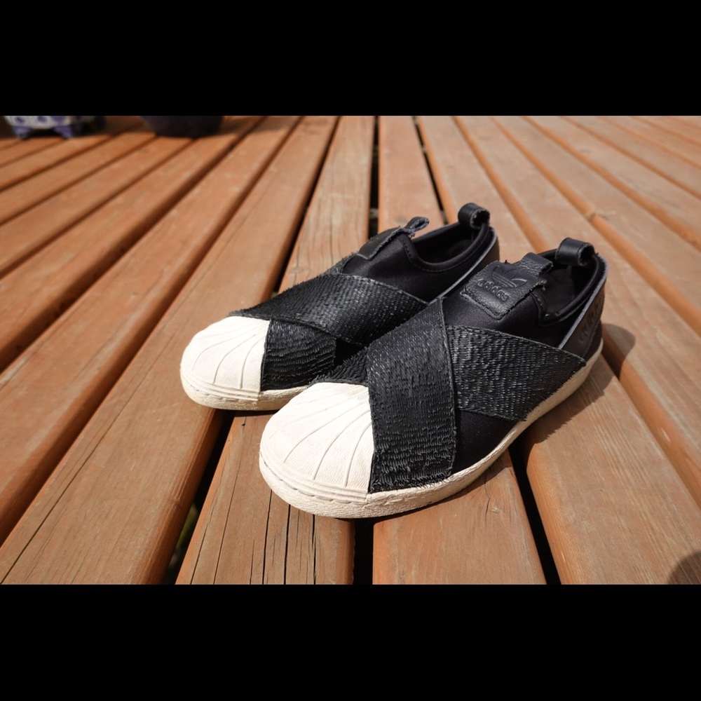 Adidas Superstar slip on women size 6.5 - Picture 2 of 9